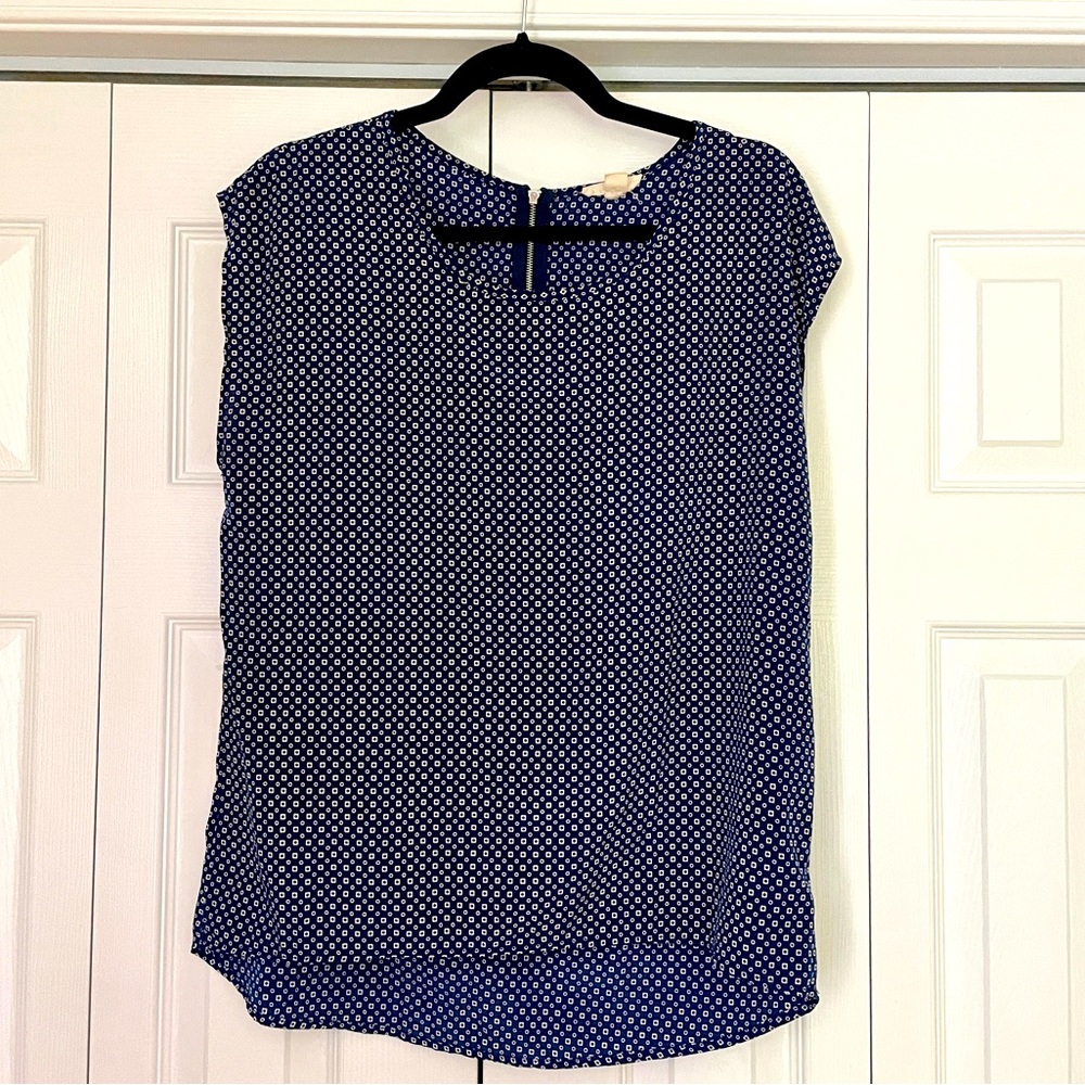 Graphic print top